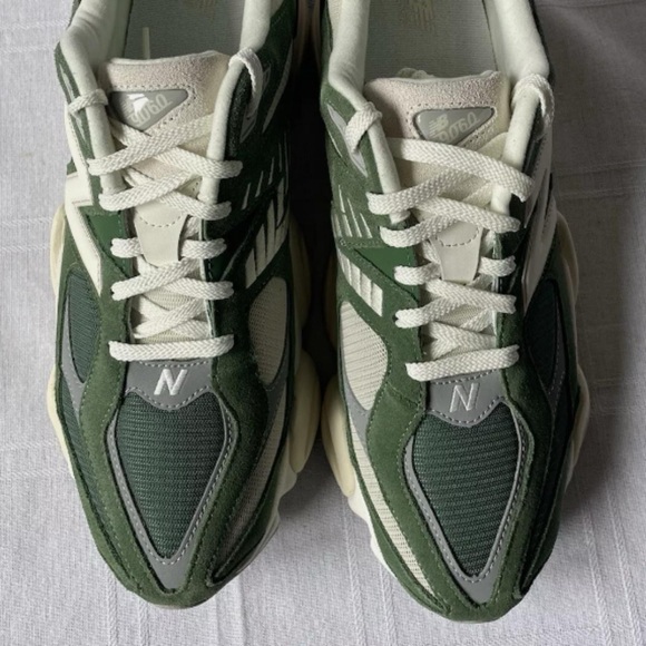 New Balance 9060 Nori - Picture 4 of 5